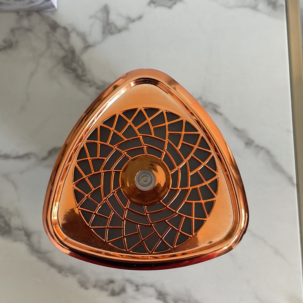 Bedside Humidifier/ Aromatherapy Diffuser - Picture 6 of 7